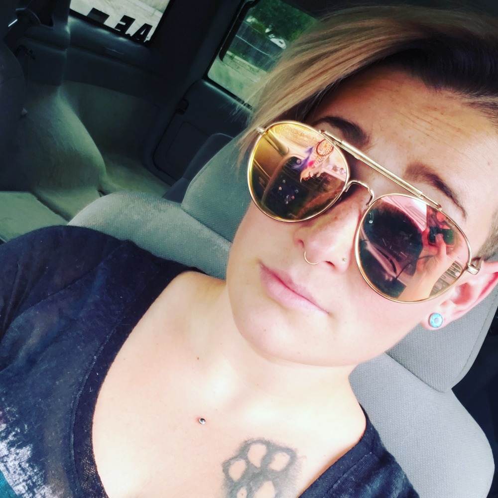 Meet your Posher, Stephanie
